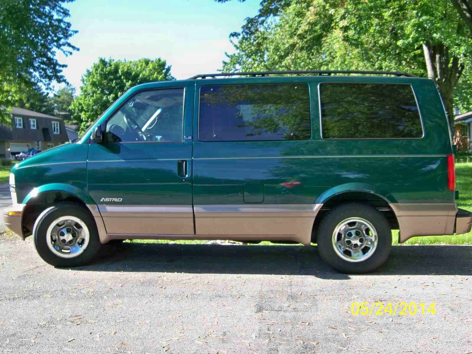 2002 Chevrolet Astro