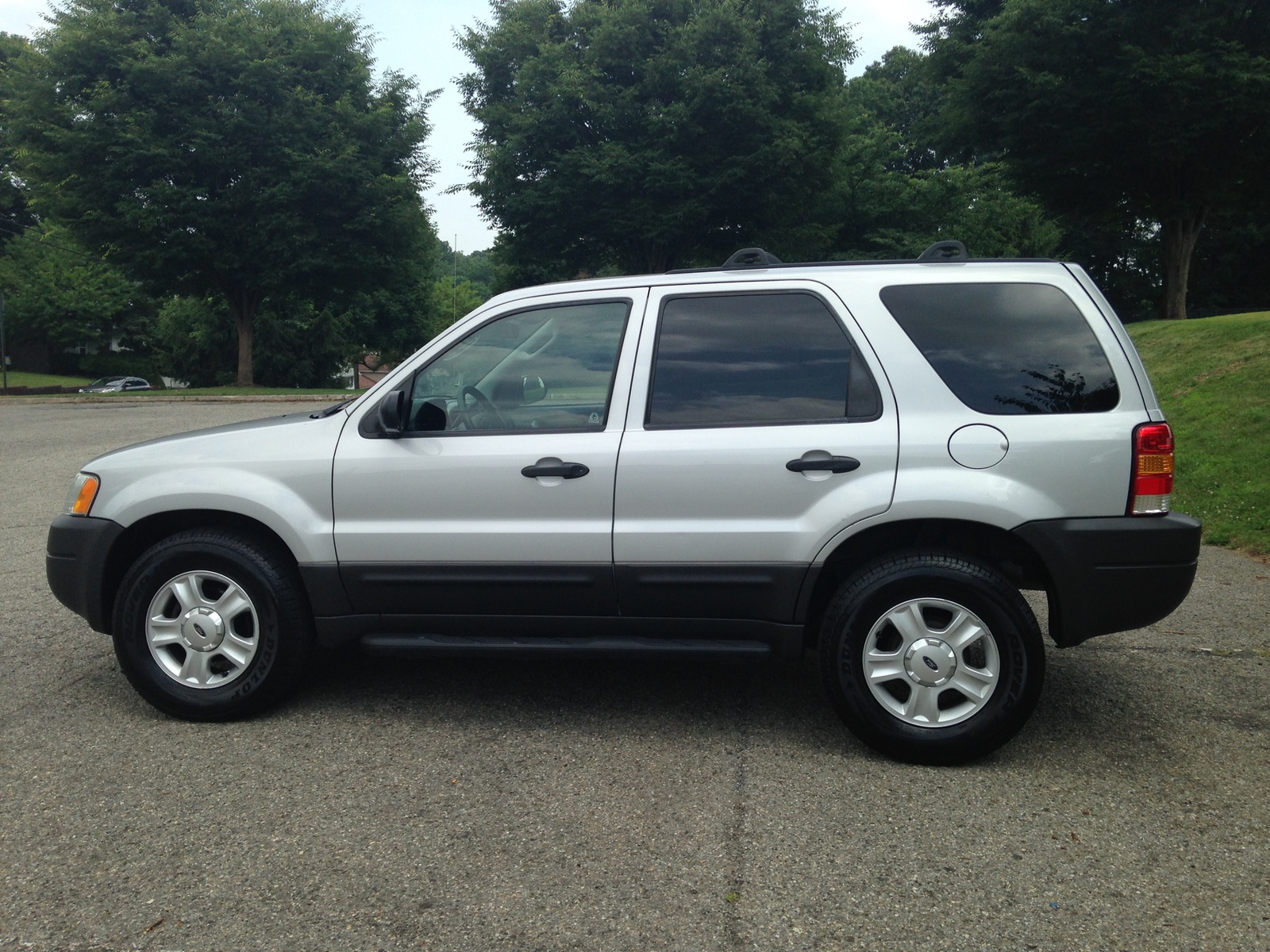 2004 Ford Escape