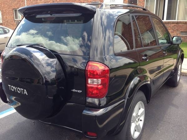 2004 Toyota RAV4