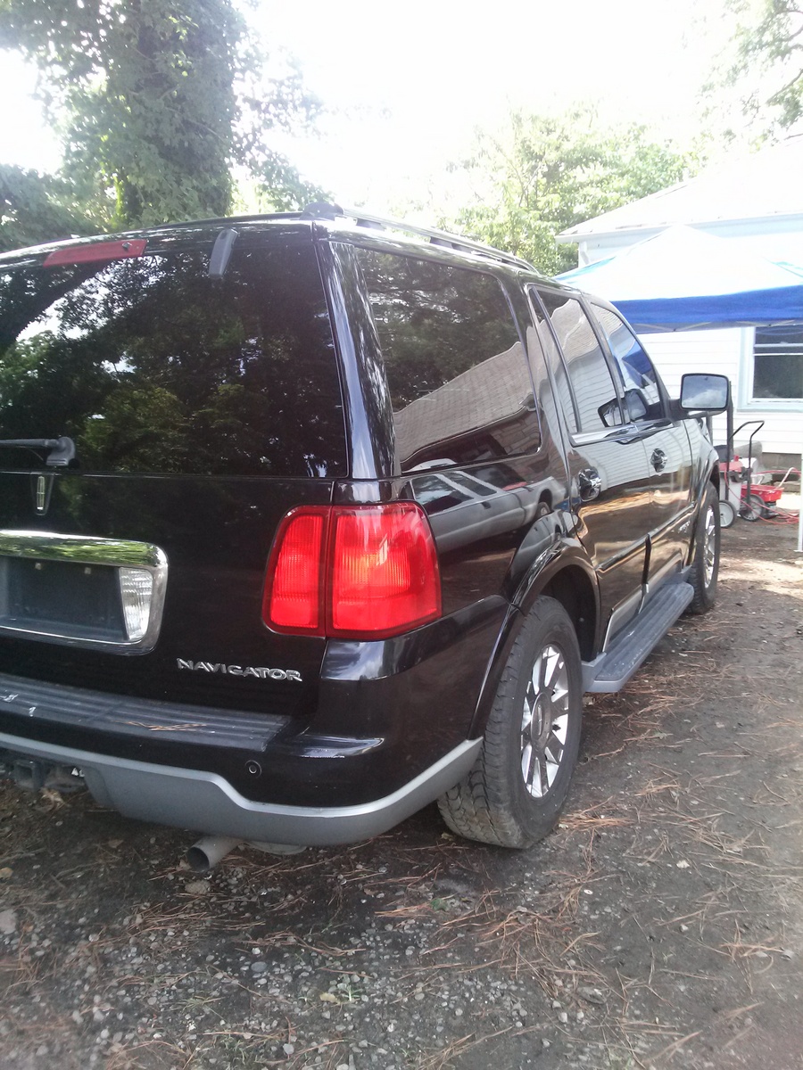 2003 Lincoln Navigator