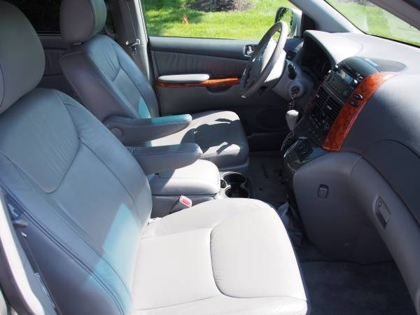 2010 Toyota Sienna