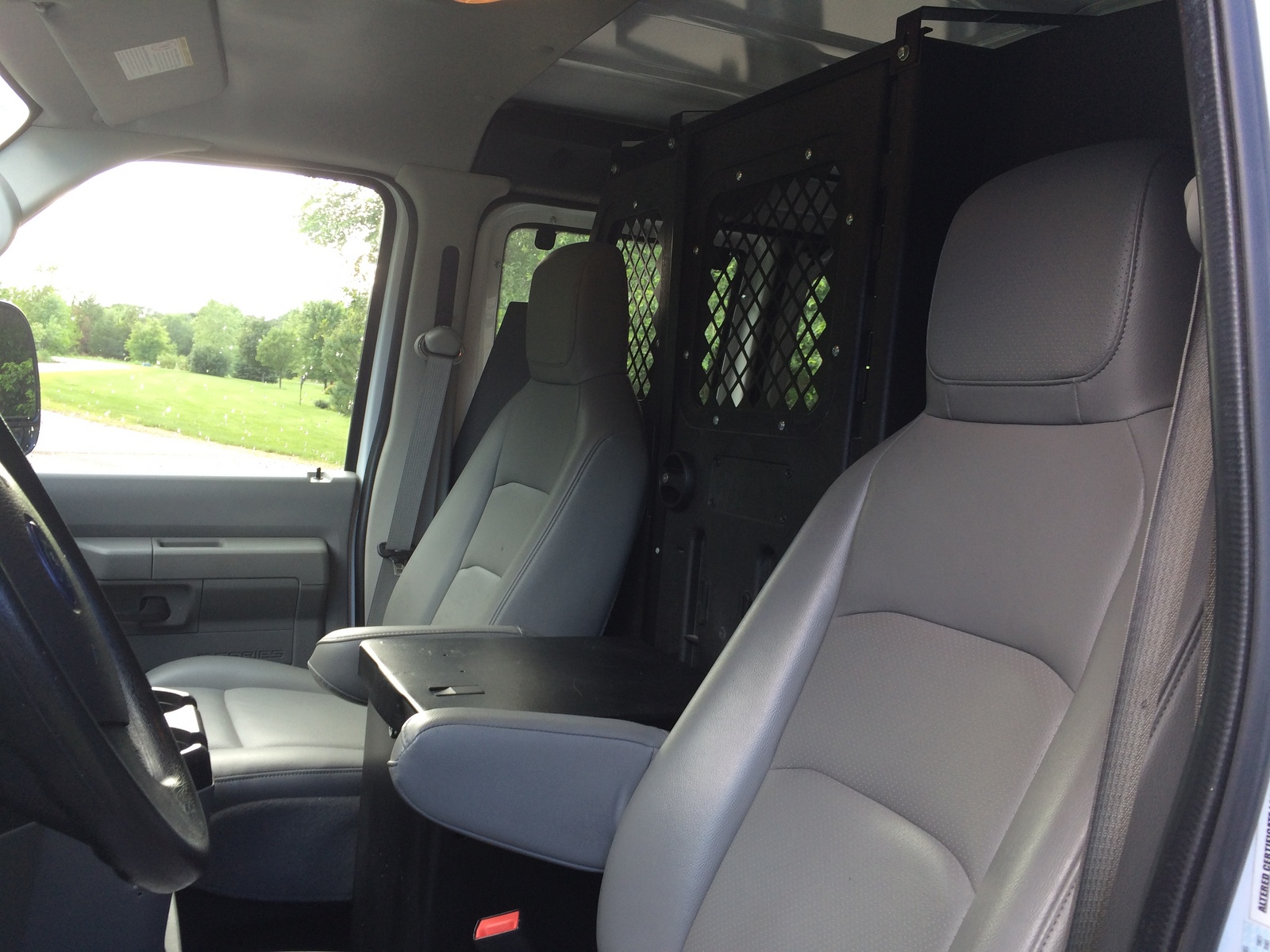 2010 Ford E-Series Cargo
