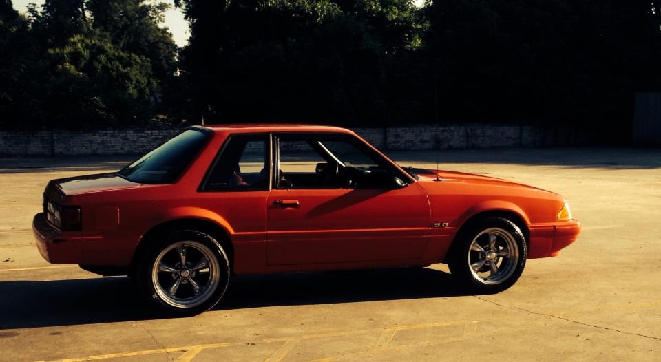 1990 Ford Mustang