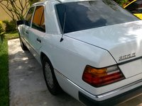 1992 Mercedes-Benz 300-Class Overview 1992 Mercedes-Benz 300-Class Overview