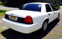 2009 Ford Crown Victoria Overview 2009 Ford Crown Victoria Overview