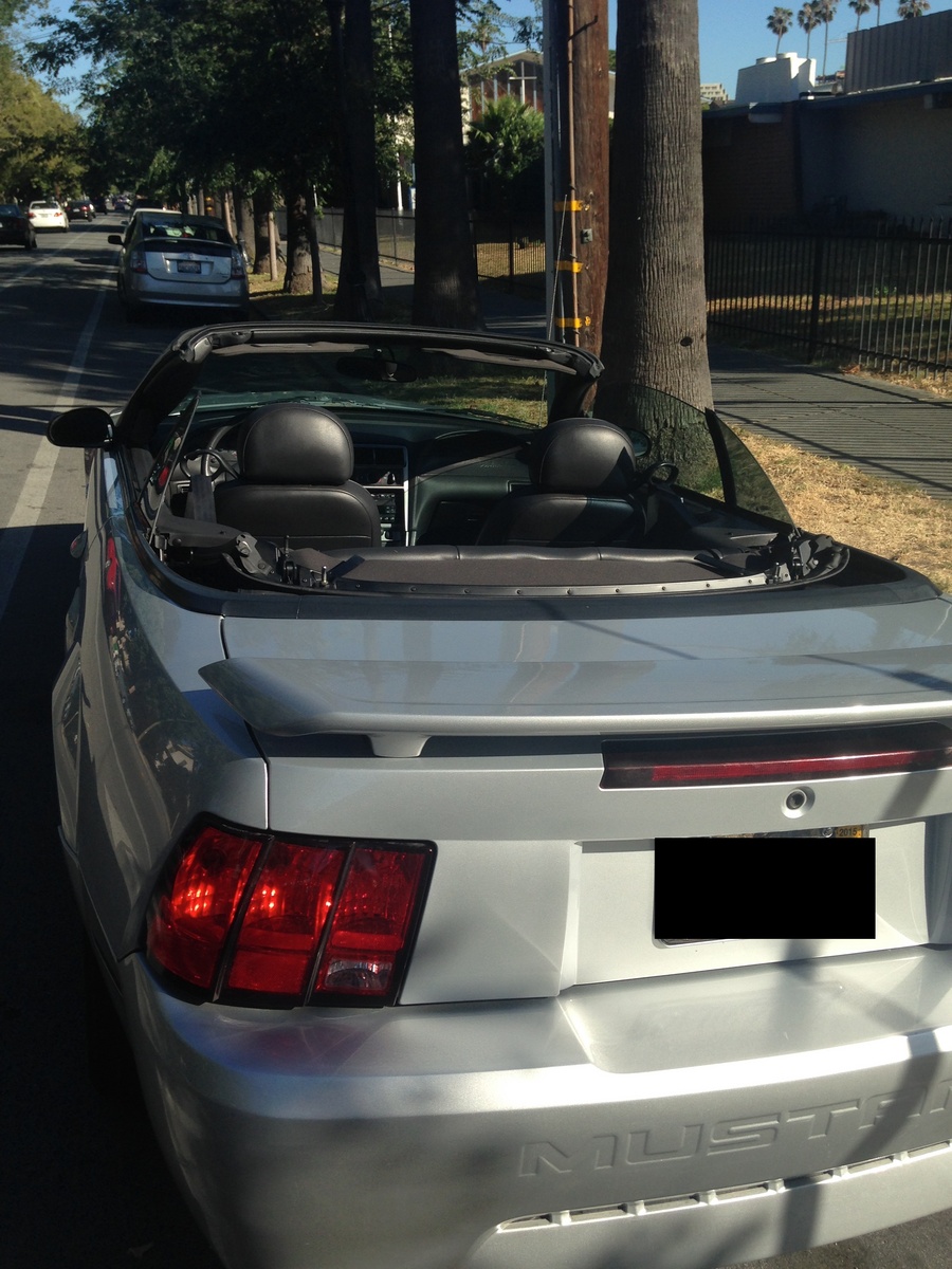 2004 Ford Mustang