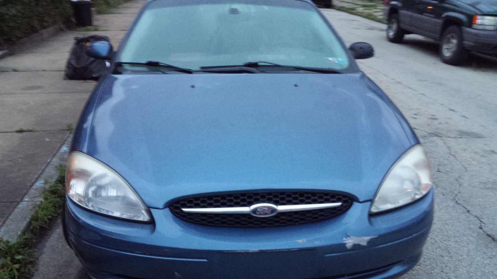 2002 Ford Taurus