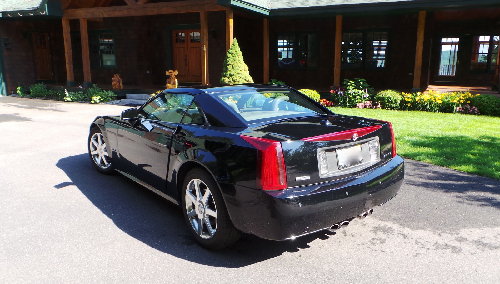 2005 Cadillac XLR