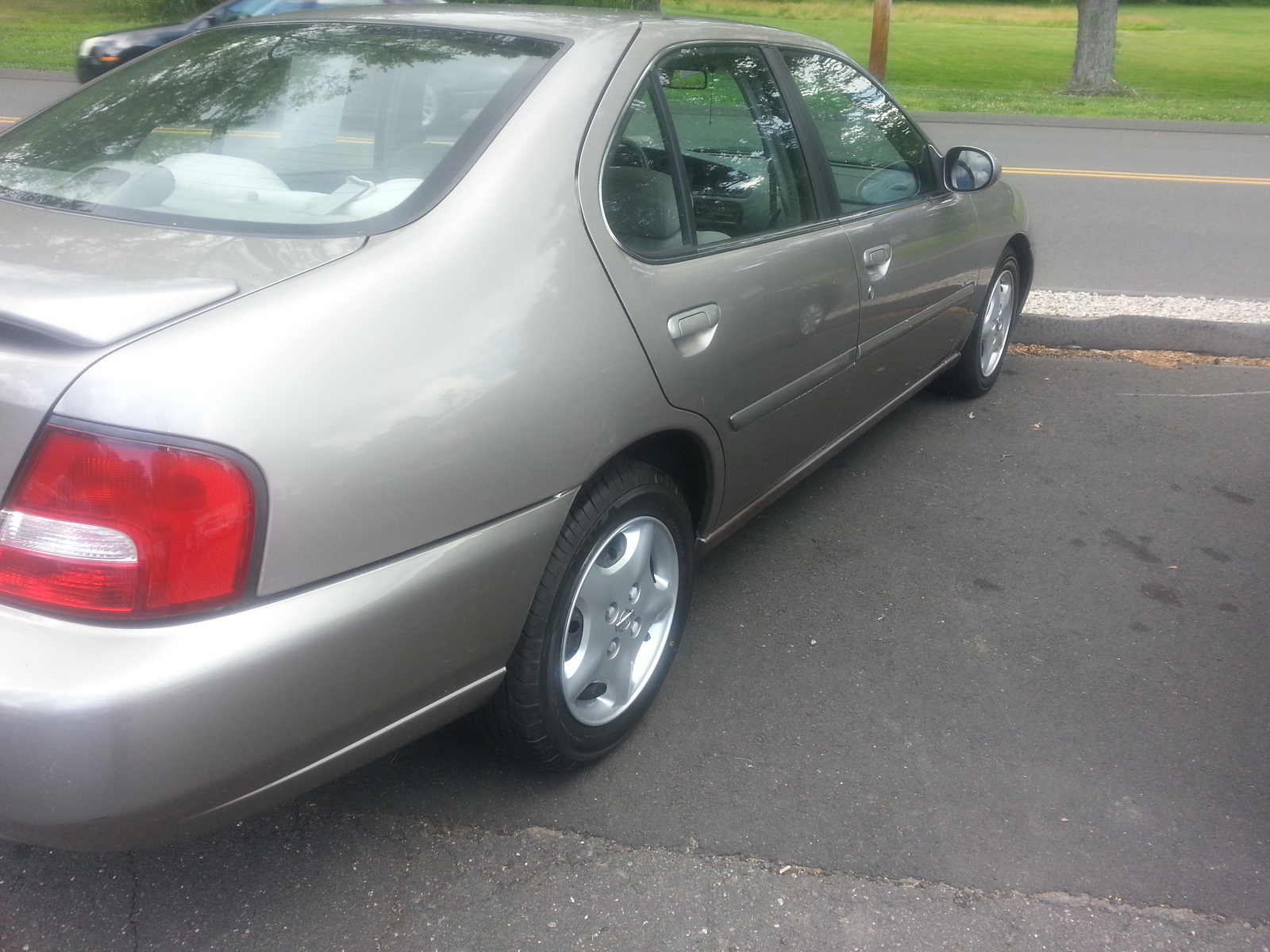 2000 Nissan Altima