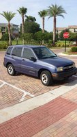 1999 Chevrolet Tracker Overview 1999 Chevrolet Tracker Overview