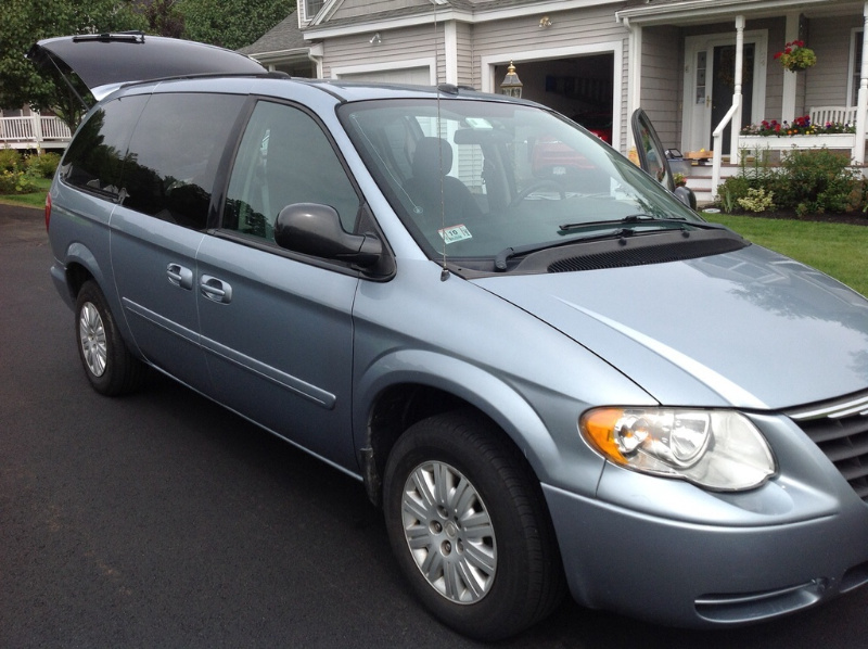 2005 Chrysler Town & Country