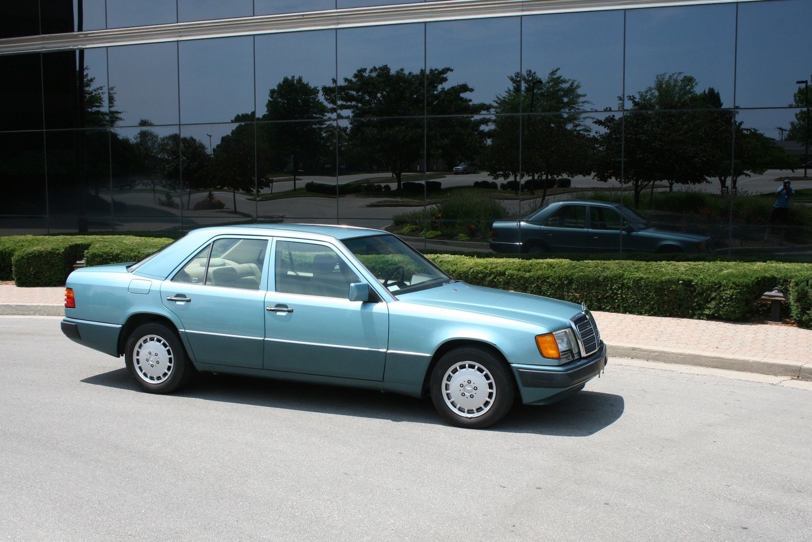 1993 Mercedes 300e convertible #6