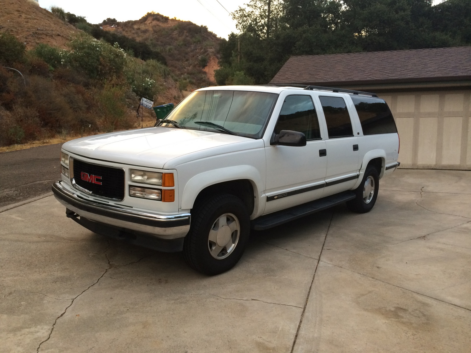 Interesting 1998 Gmc Suburban 2500 Gallery