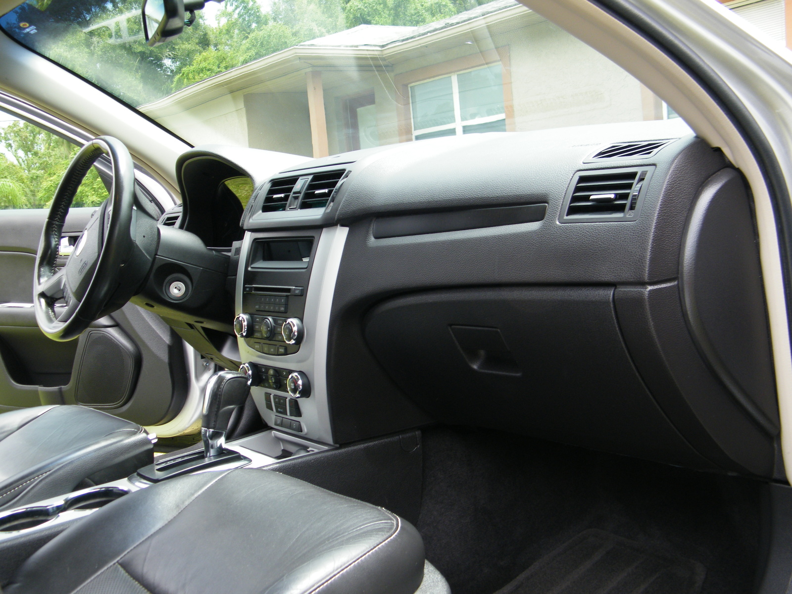 2011 Mercury Milan