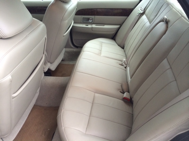 2010 Mercury Grand Marquis