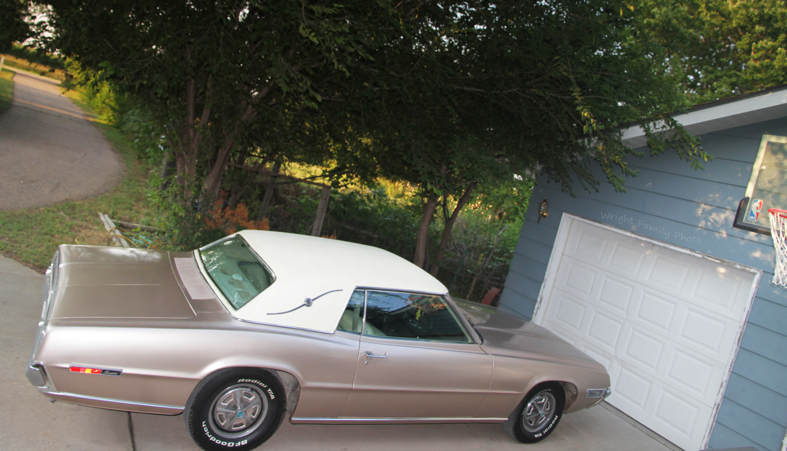 1968 Ford Thunderbird
