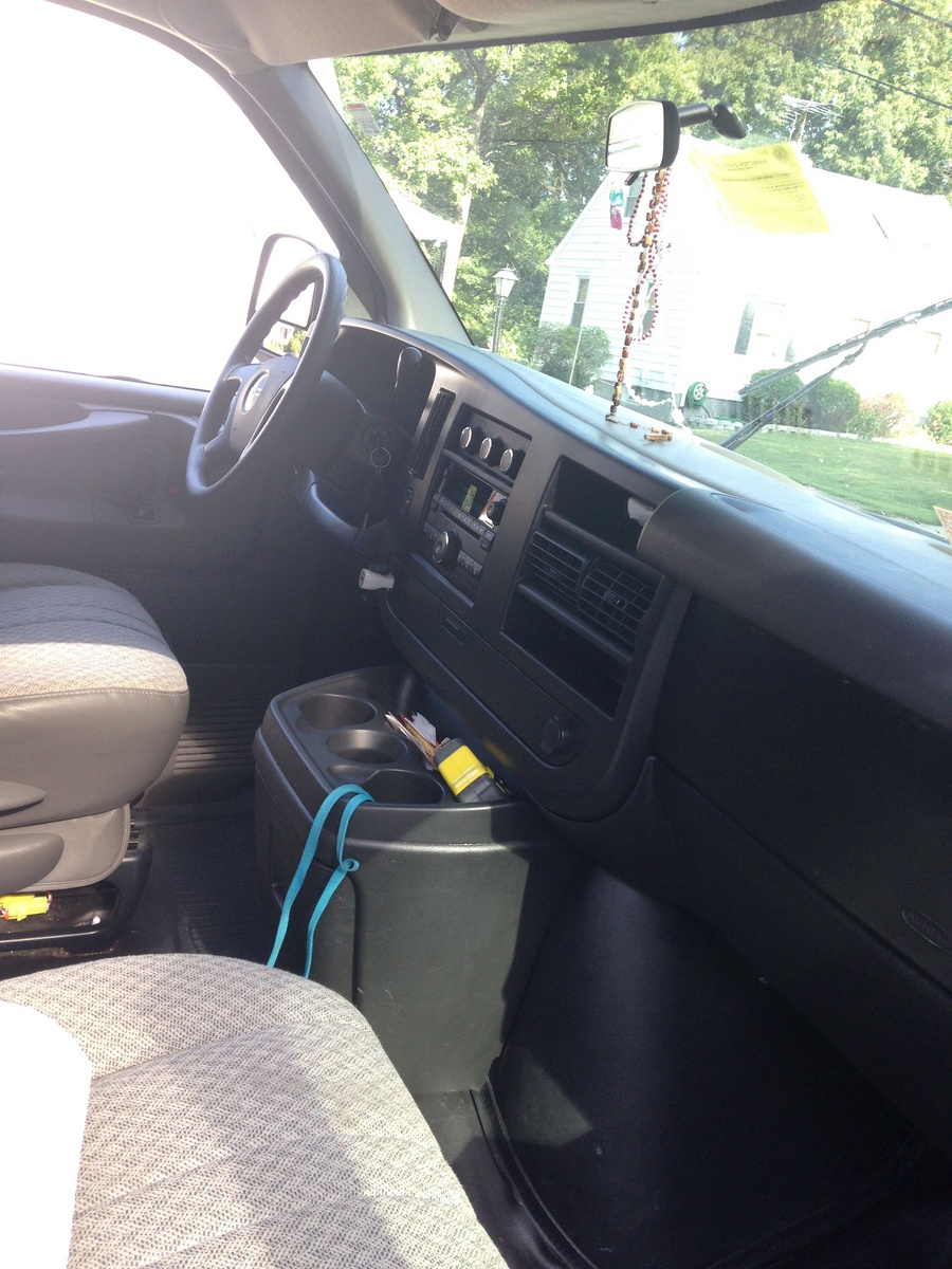 2009 GMC Savana Cargo