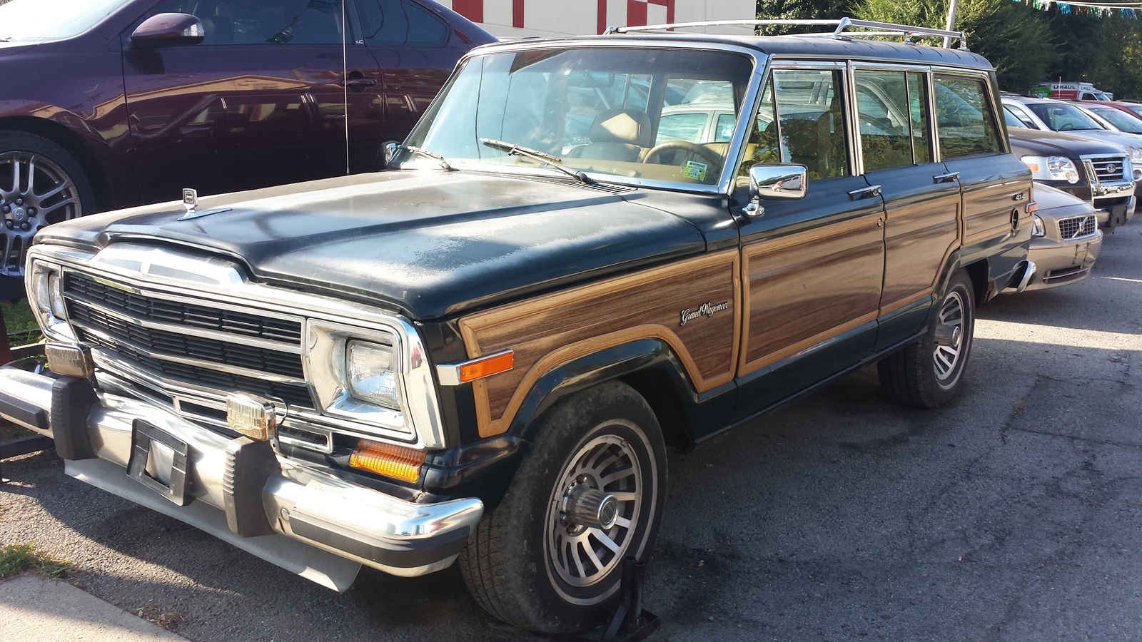 1988 Chrysler jeep grand wagoneer #3