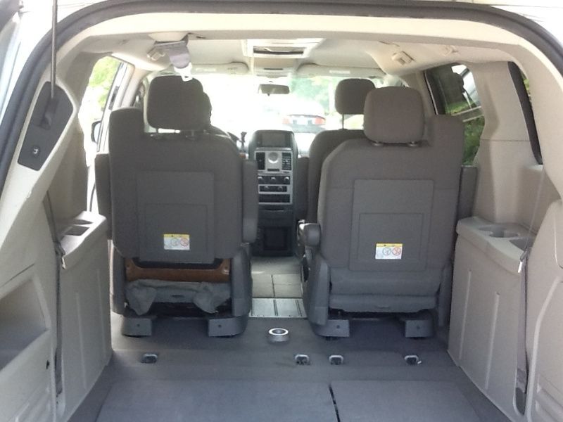 2009 Chrysler Town & Country