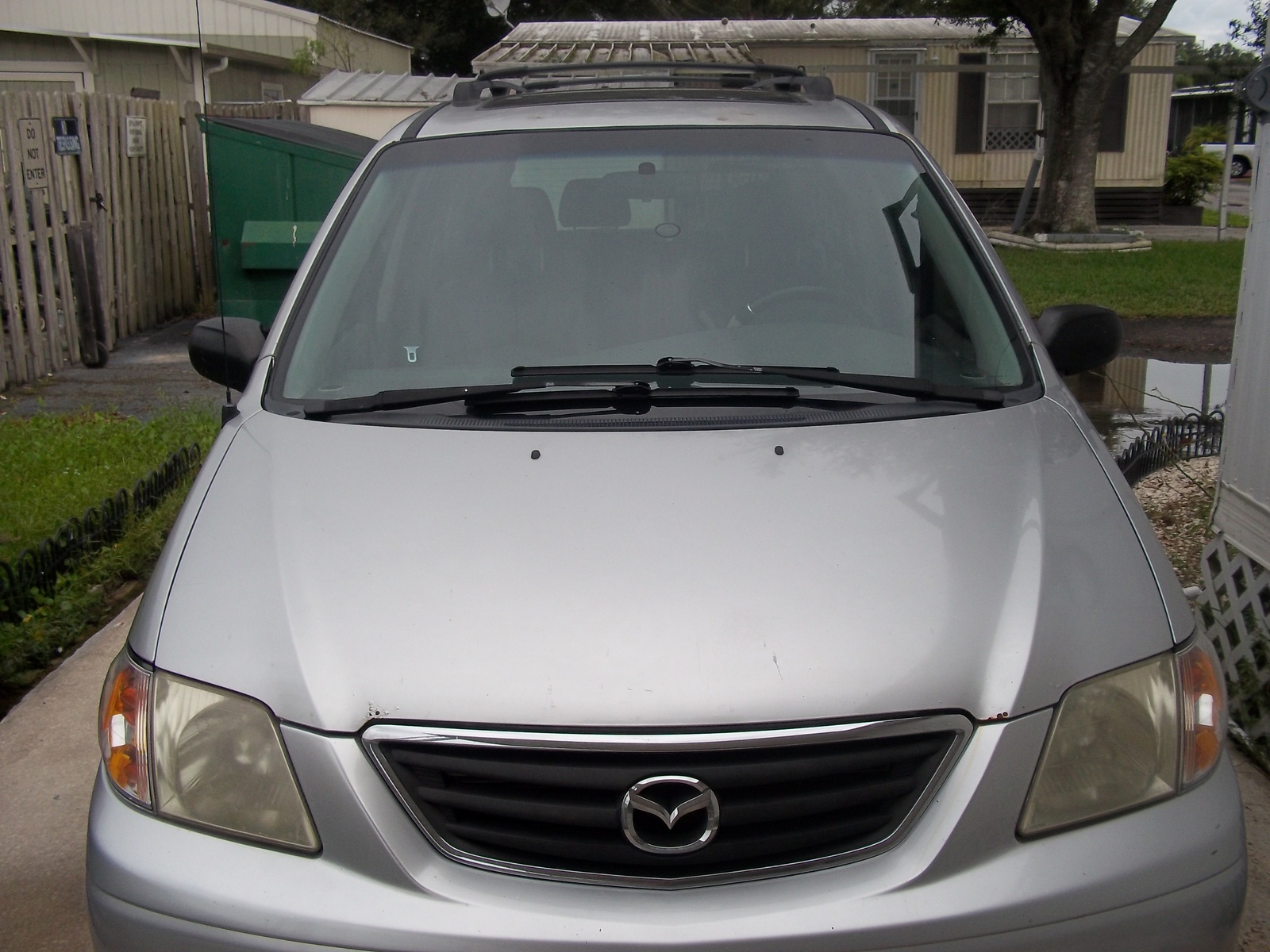 2001 Mazda MPV
