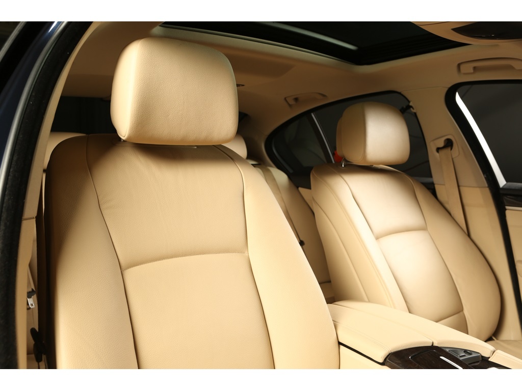 2011 BMW 5 Series