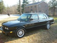 1988 BMW M5 Overview 1988 BMW M5 Overview