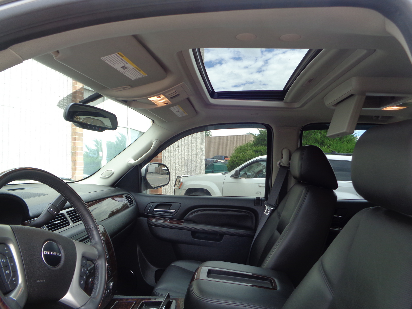 2010 GMC Yukon Denali