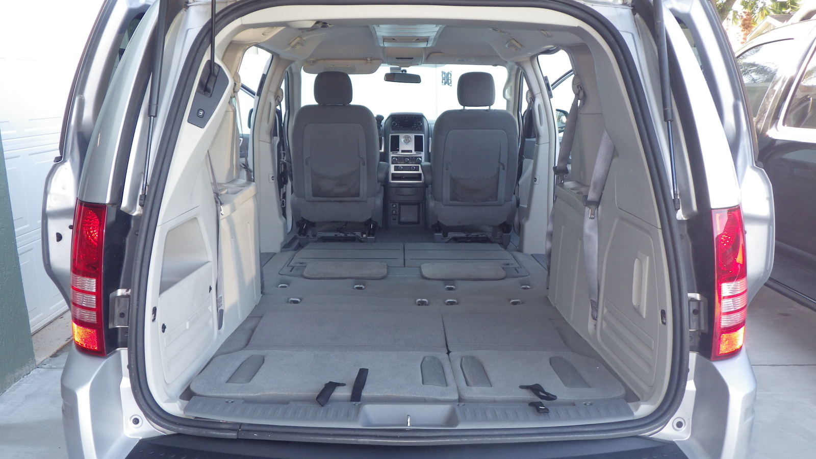 2010 Chrysler Town & Country