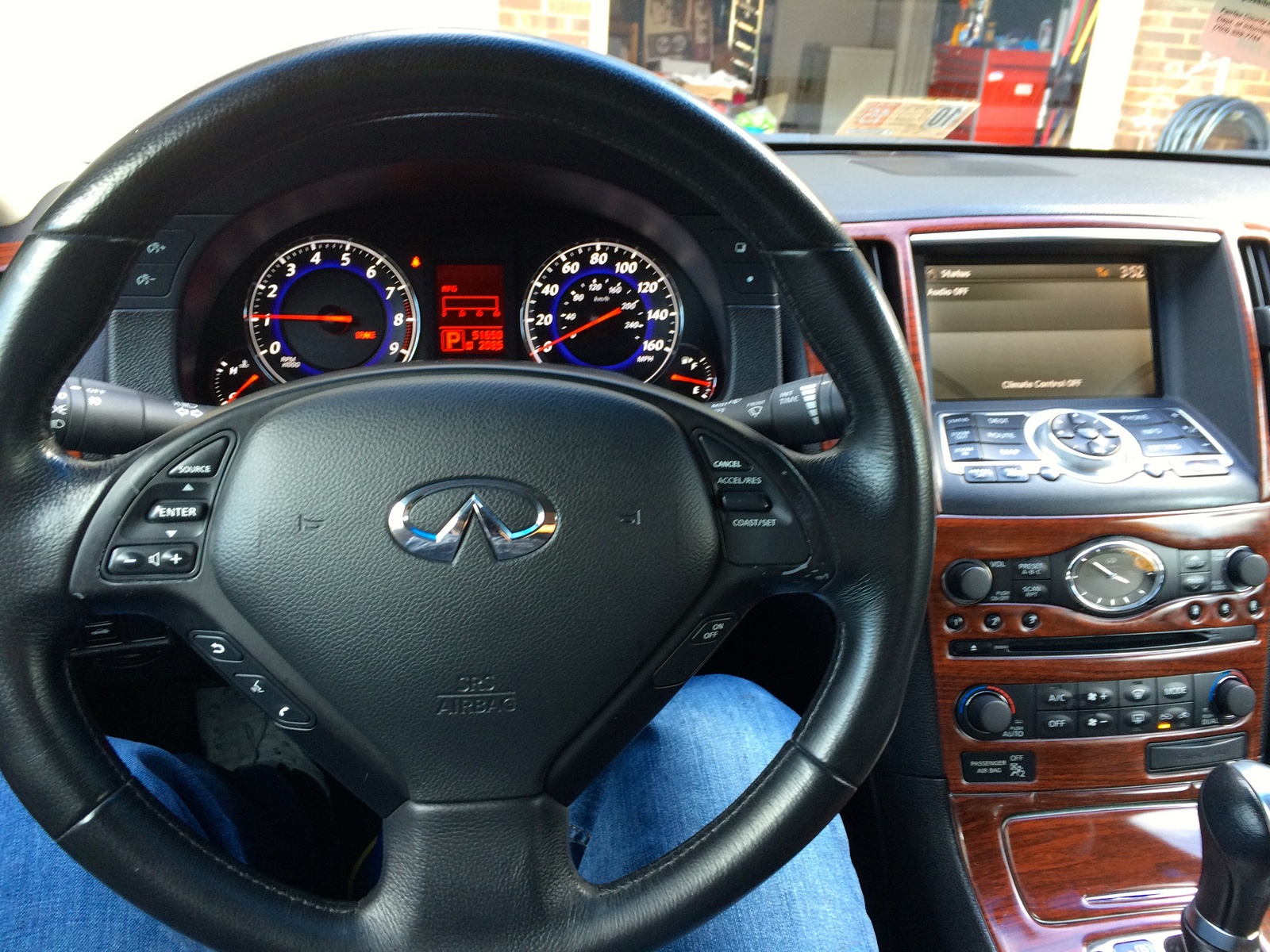 2009 Infiniti G37