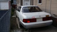 1990 Lexus LS 400 Overview 1990 Lexus LS 400 Overview