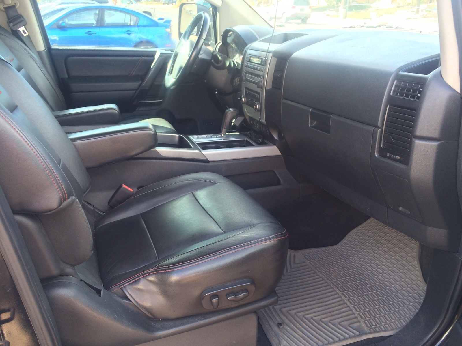 2009 Nissan Titan