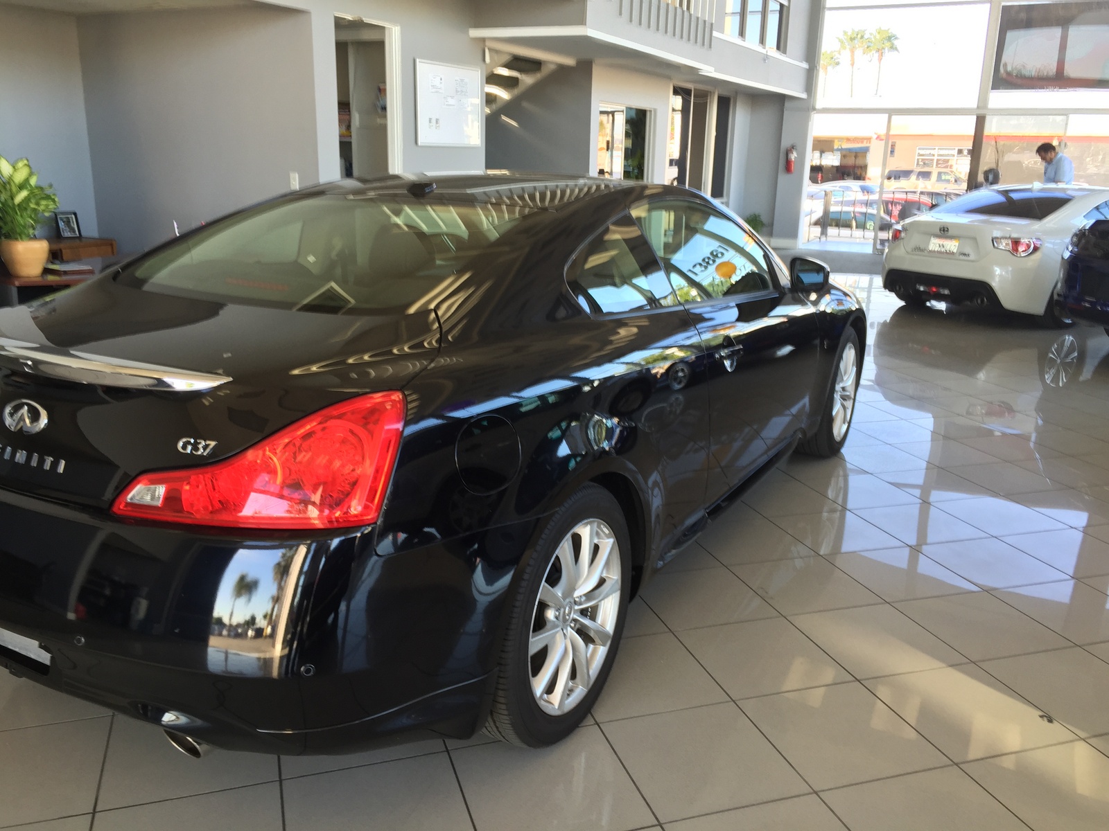 2013 Infiniti G37