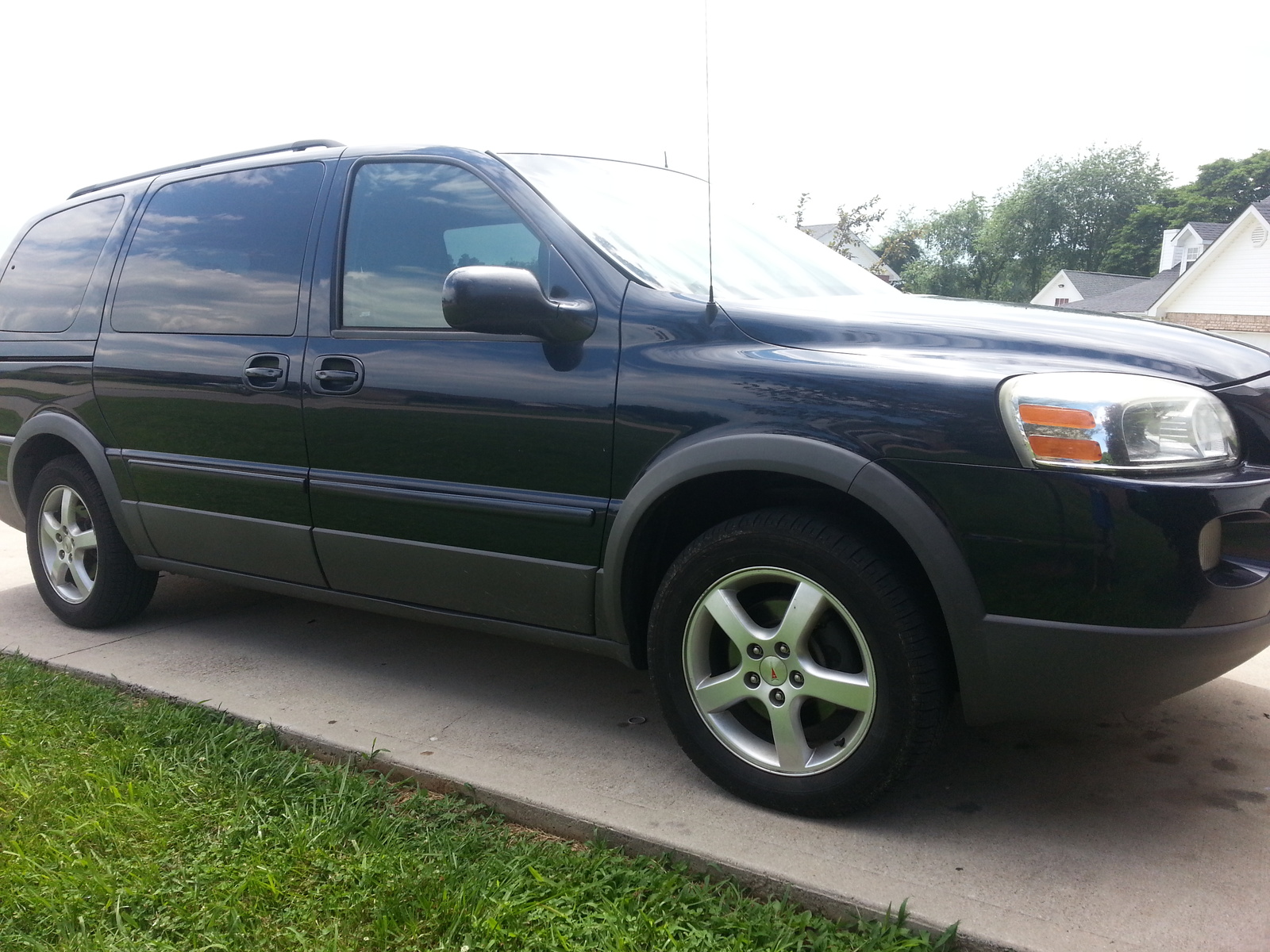 2005 Pontiac Montana SV6