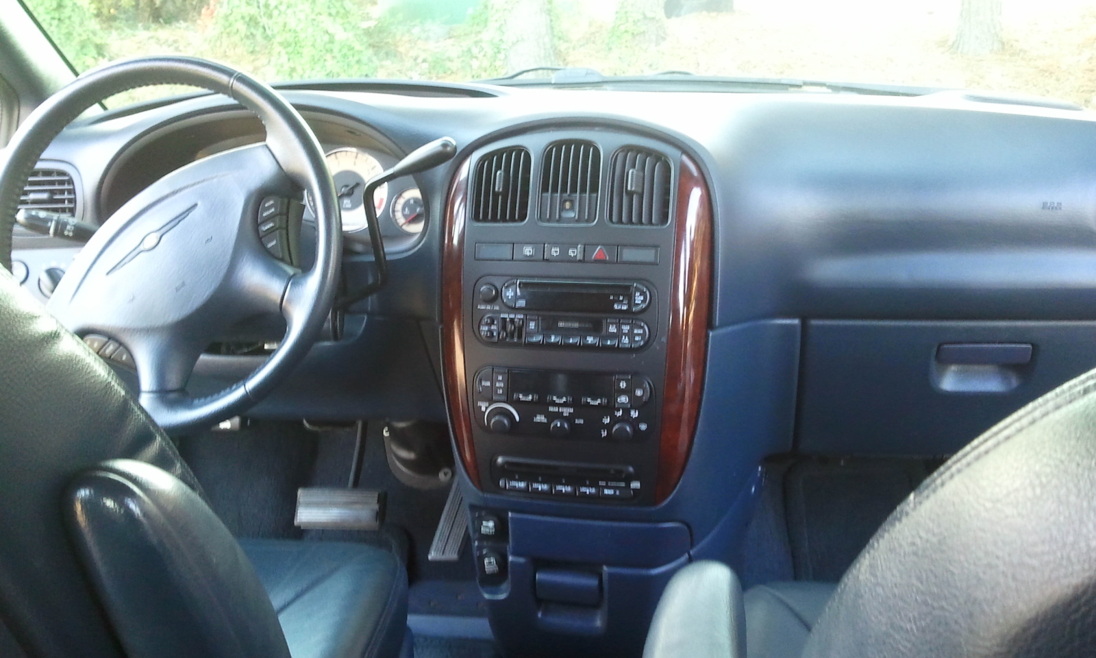 2001 Chrysler Town & Country - Pictures - CarGurus