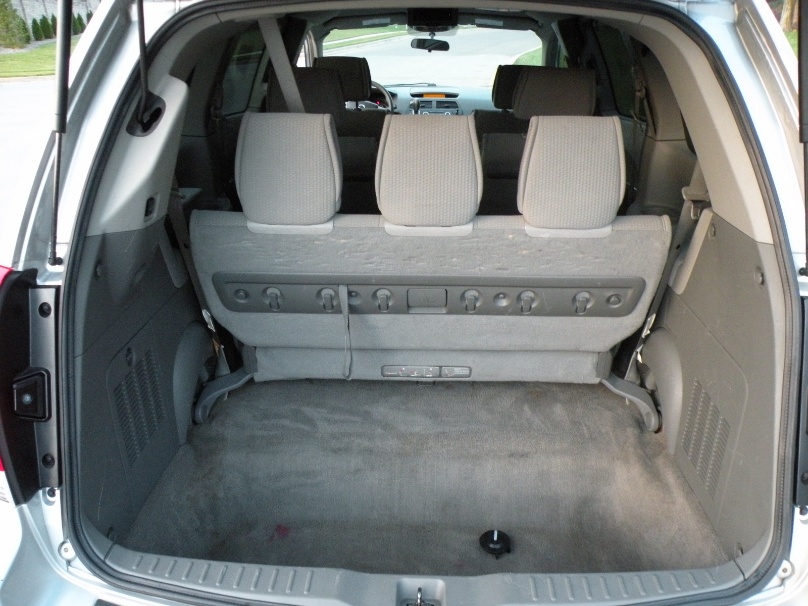 2009 Nissan Quest