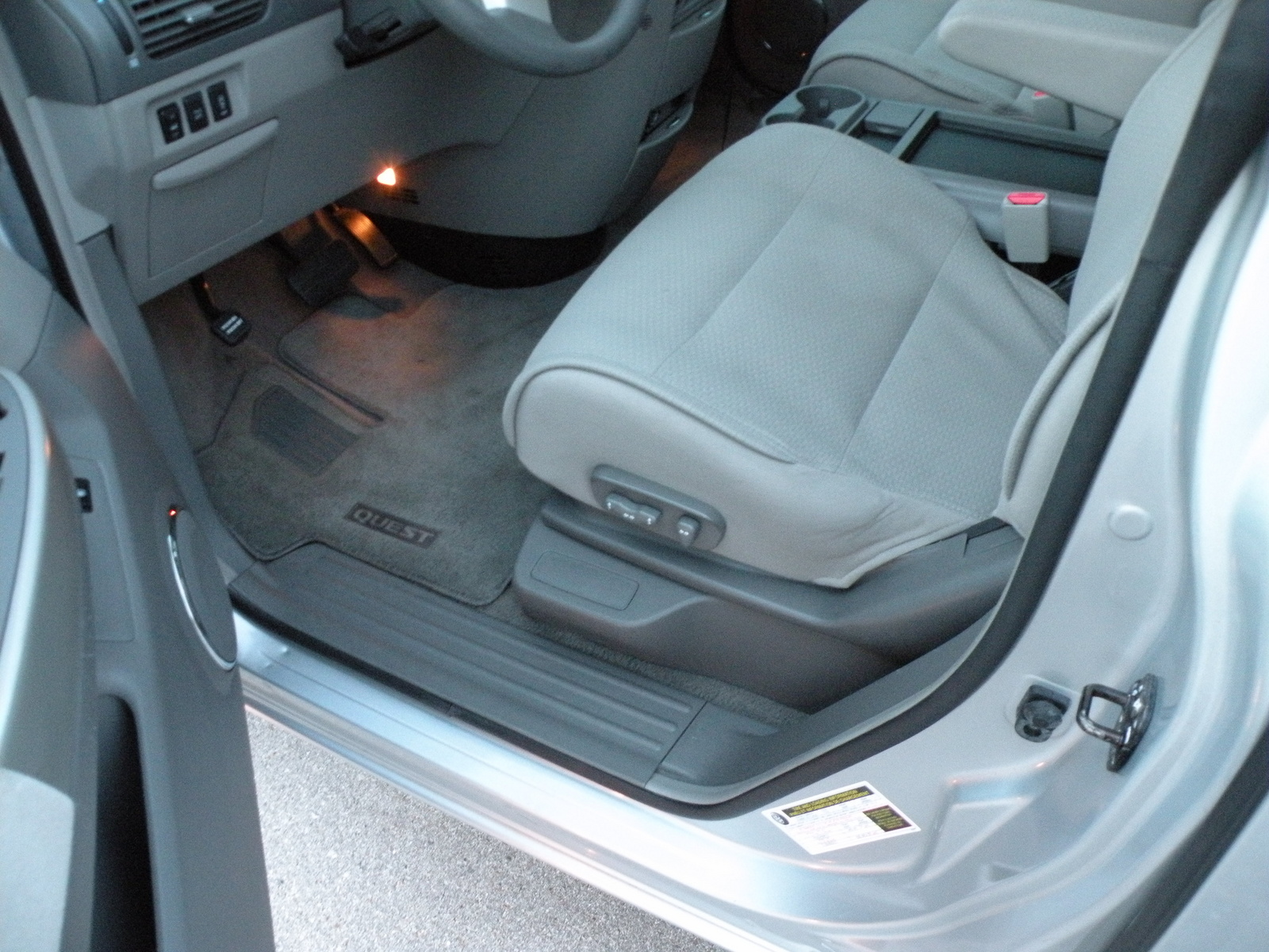 2009 Nissan quest trim levels #6