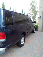2000 Ford Econoline Wagon Overview 2000 Ford Econoline Wagon Overview