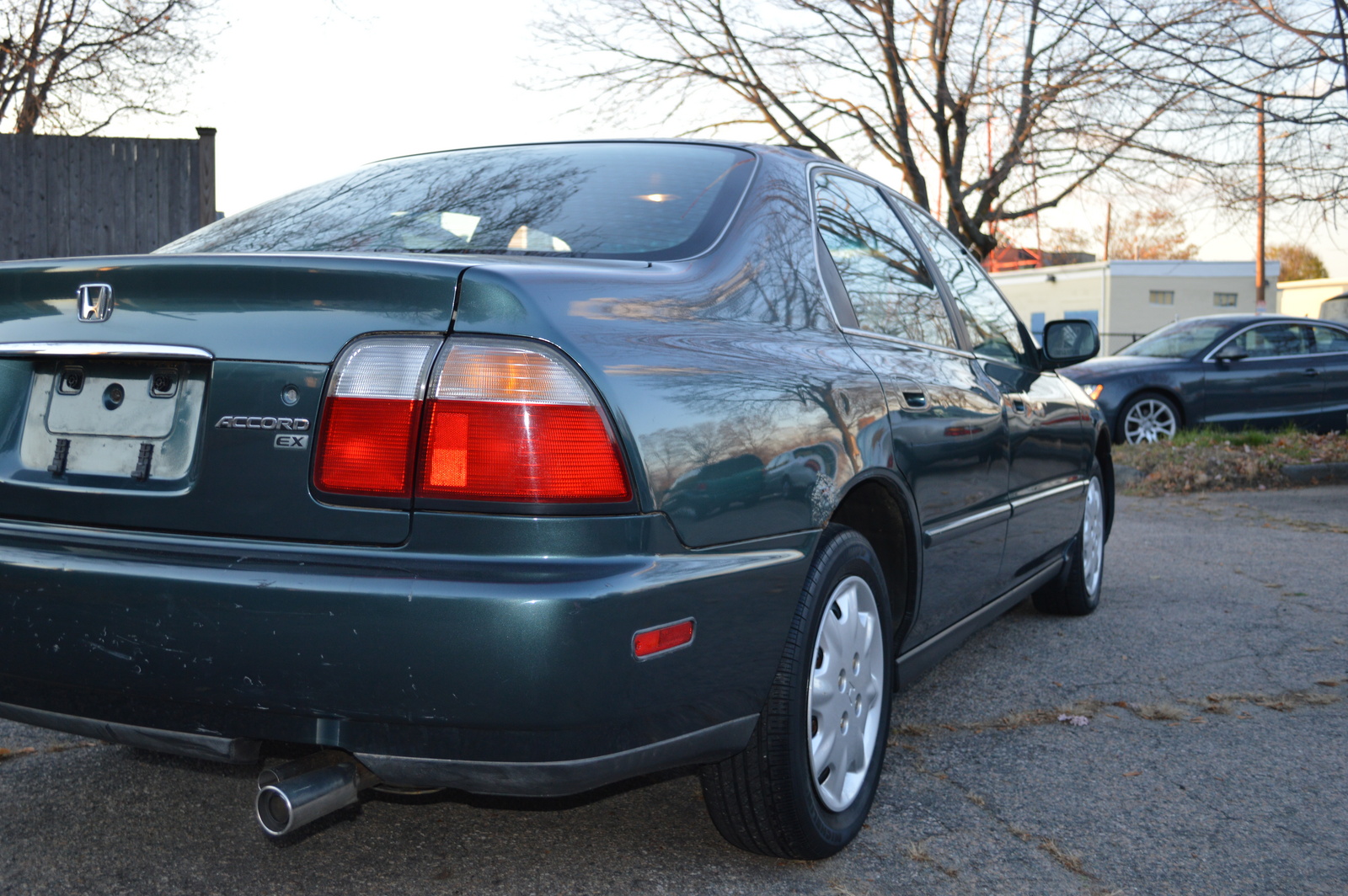 1997 Honda accord special edition features