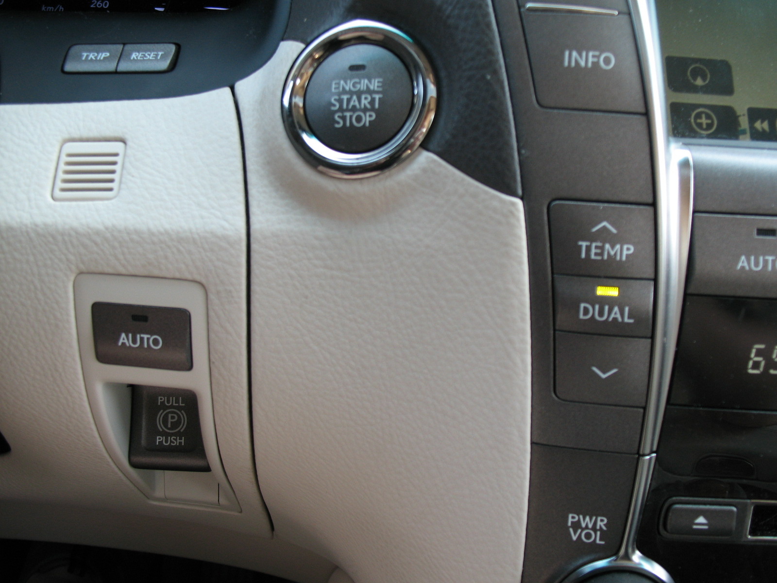 2009 Lexus LS 460