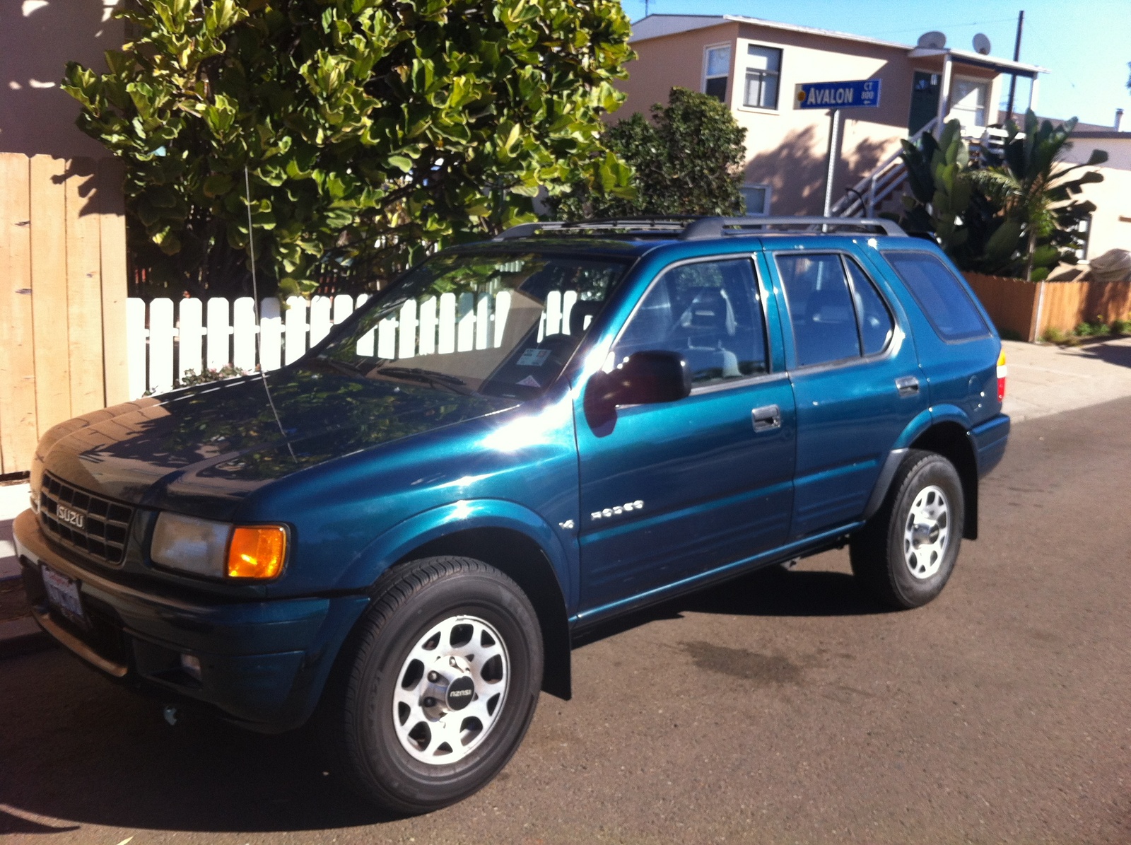 Picture of 1998 Isuzu Rodeo 4 Dr S V6 SUV, exterior