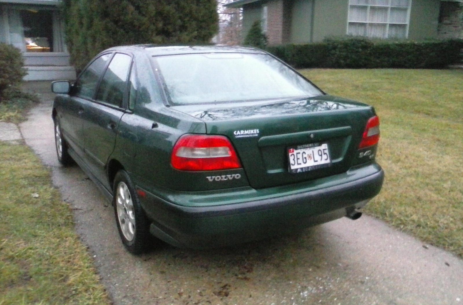 2000 Volvo S40