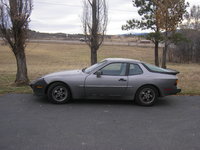 944 944