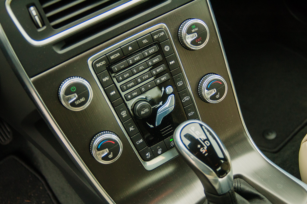 2015 Volvo S60 - Test Drive Review - CarGurus