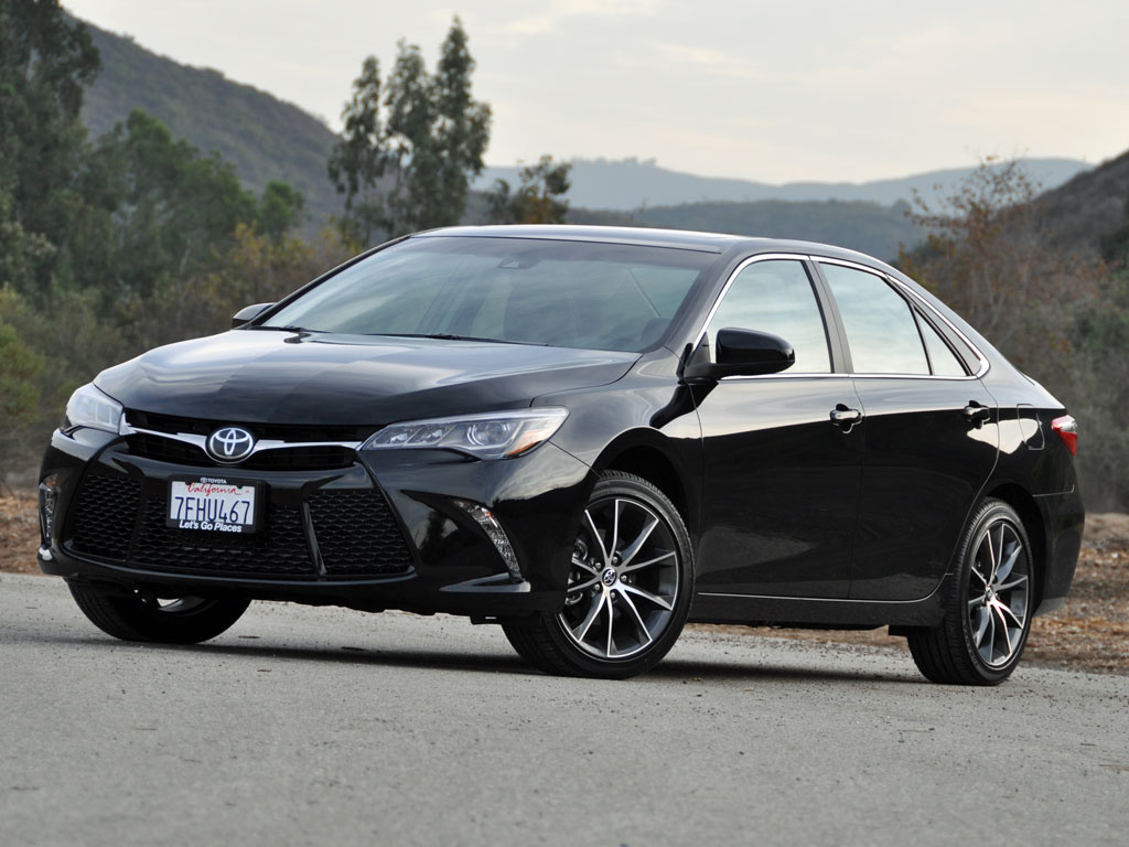 Toyota camry hybrid black interior