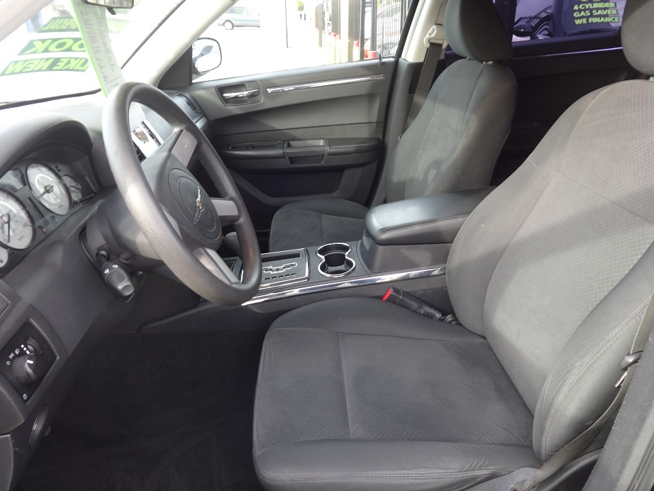 2009 Chrysler 300
