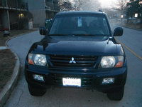 2002 Mitsubishi Montero Overview 2002 Mitsubishi Montero Overview