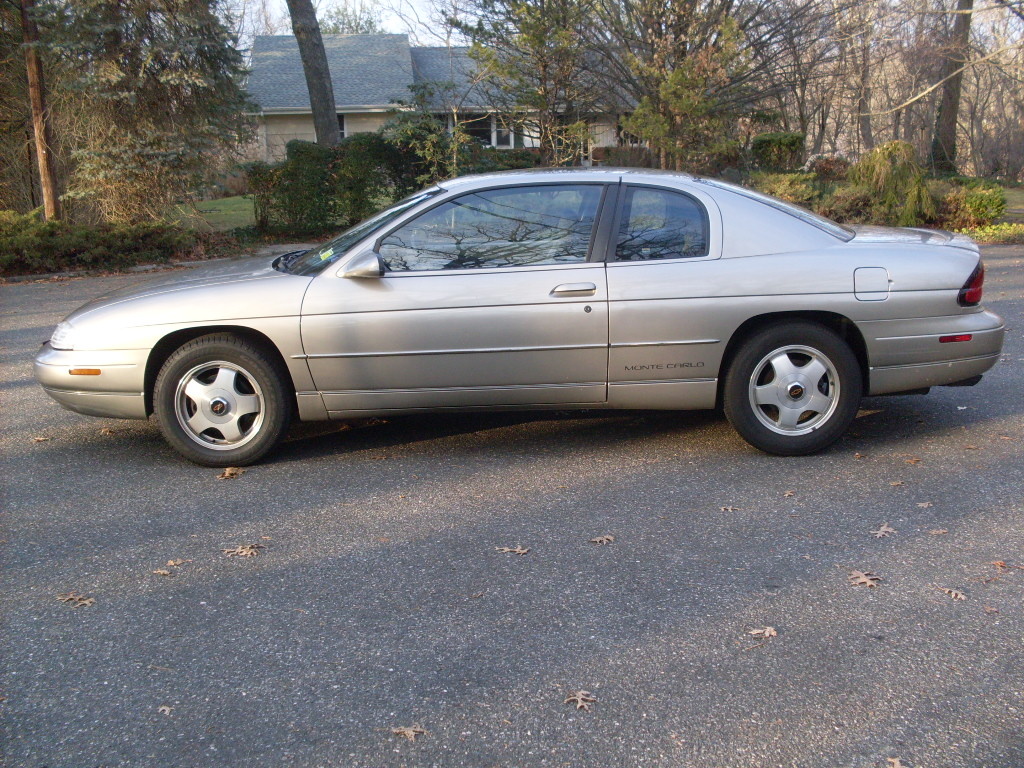 1999 Chevrolet Monte Carlo