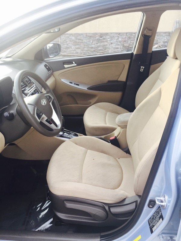 2012 Hyundai Accent