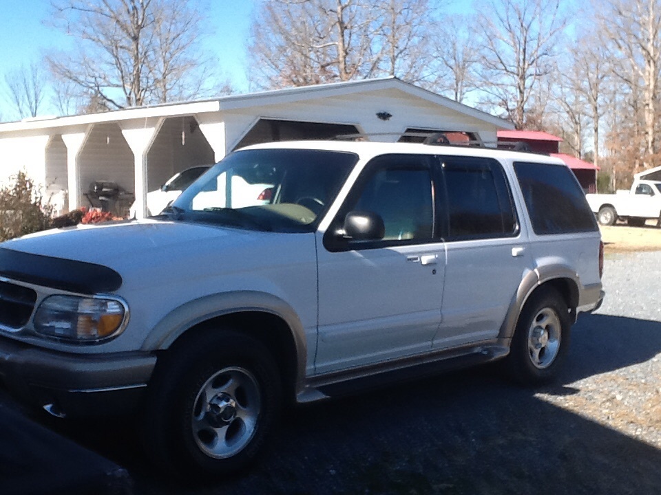 1999 Ford Explorer