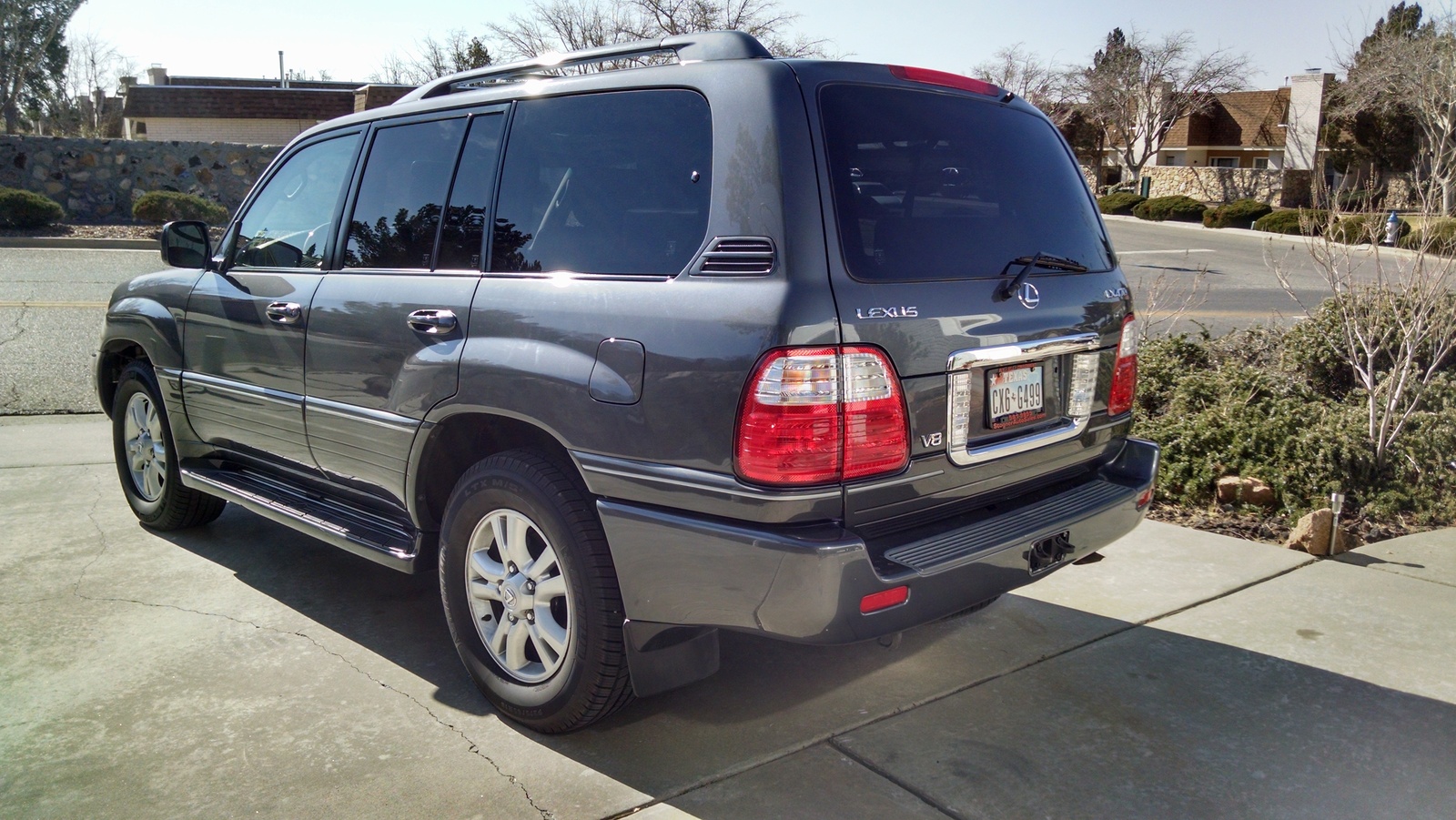 2004 Lexus LX 470